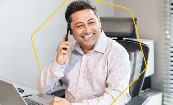 Soluciona tus inquietudes en la Línea Efectiva